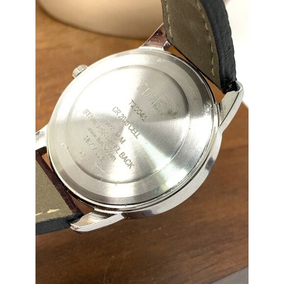 Timex Men's Watch T20041 Quartz Indiglo White Dial Day Date Leather Strap 35mm - Picture 6 of 14